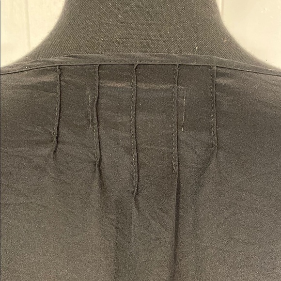 Primrose Blouse Silk Elegant Scoop Neck Smocked Cuff and Hem Black Size Medium - Picture 12 of 16